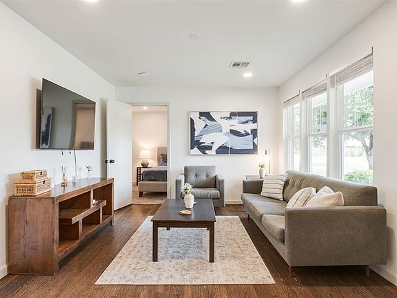 5th image of 2224 Hasley Dr