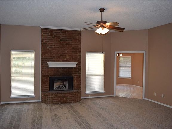2nd image of 6809 Hadley Dr