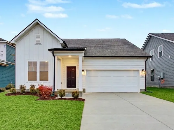 328 Black Bear Dr, Mount Pleasant, TN 38474