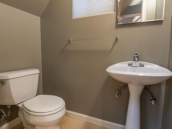 4th image of 80 Sanchez St #7