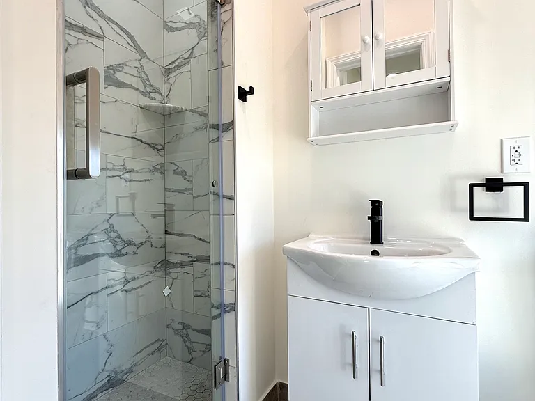 144 W End Ave — Photo 11