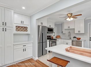 49 Shady Ln, Fanwood, NJ 07023