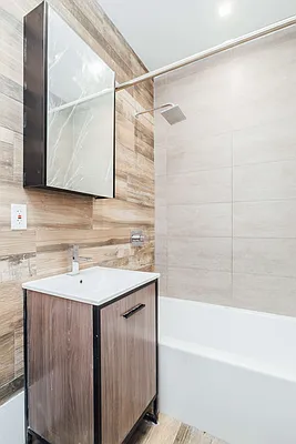 Rented by Nooklyn NYC LLC | media 28