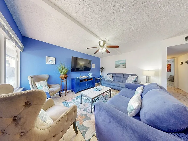15005 Windward Dr #121 — Photo 3