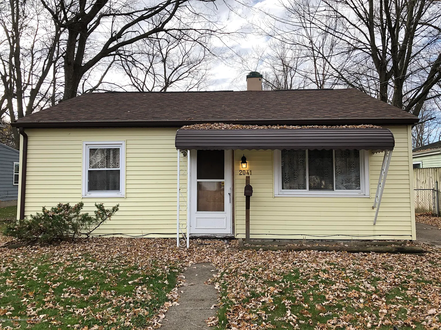 2041 Mary Ave photo 1