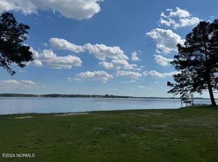 310 Myrtlewood Ln, Bayboro, NC 28515