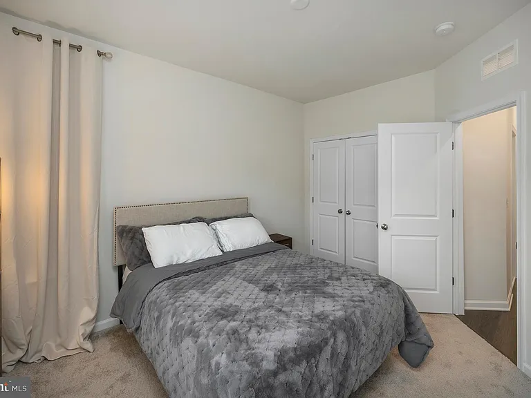162 Shaded Valley Ct — Photo 30