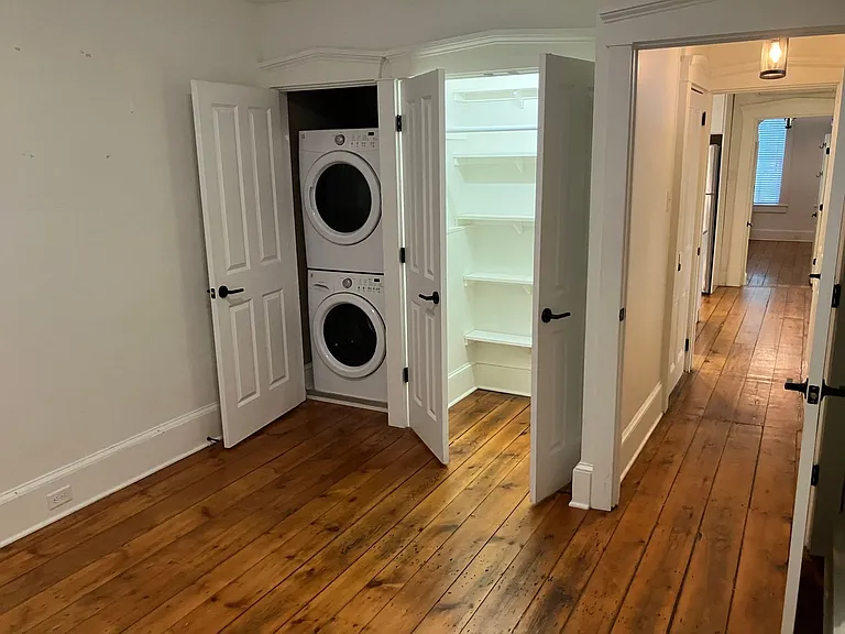 26 E Vine St — Photo 2