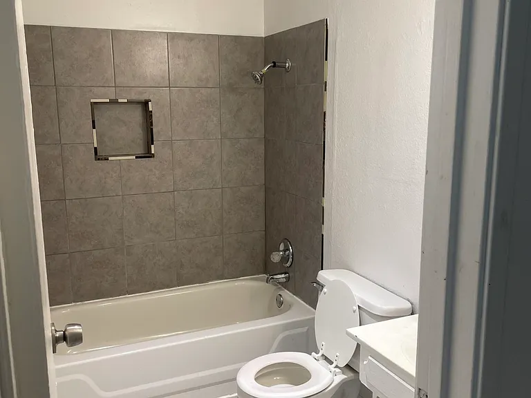 840 King Richard Ave #18 — Photo 4