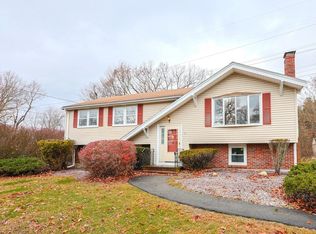 194 Ewing Dr, Stoughton, MA 02072