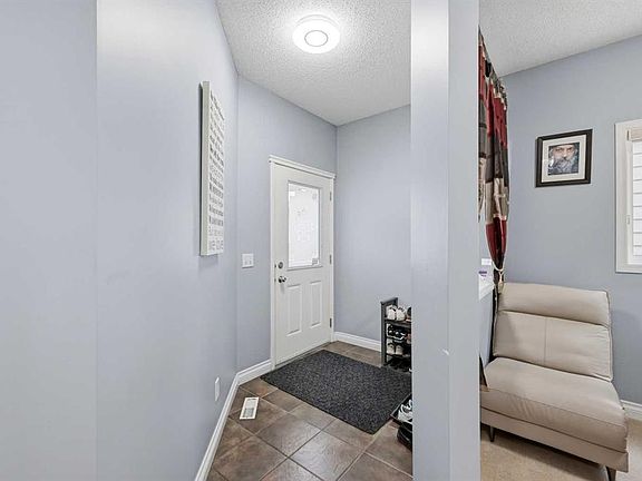 4th image of 61 W Saddleland Dr NE