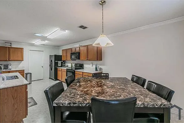 4028 Irish Setter Dr — Photo 4