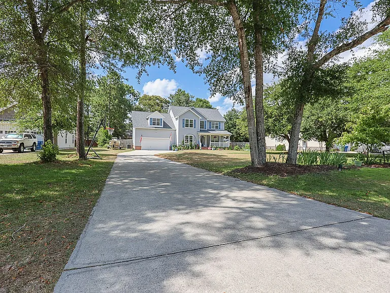 1636 Chadwick Shores Dr — Photo 2