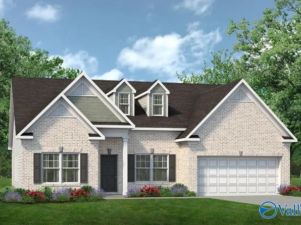 13847 Hill Place Ln, Athens, AL 35611