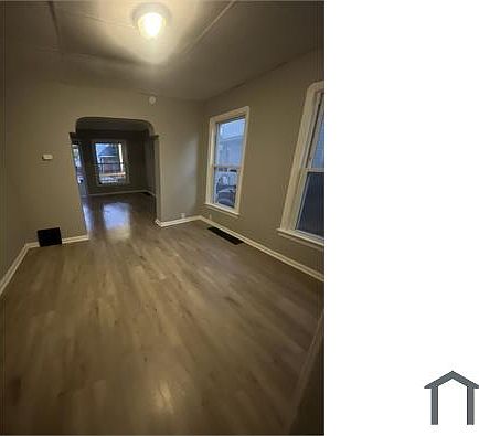 1st image of 3180 W 90th St