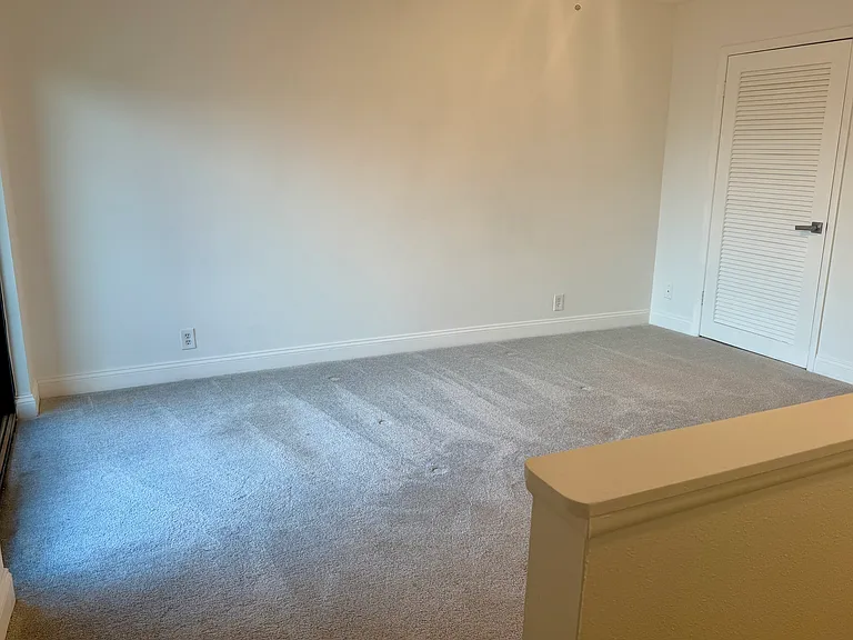 8800 Bardmoor Blvd #20 — Photo 22
