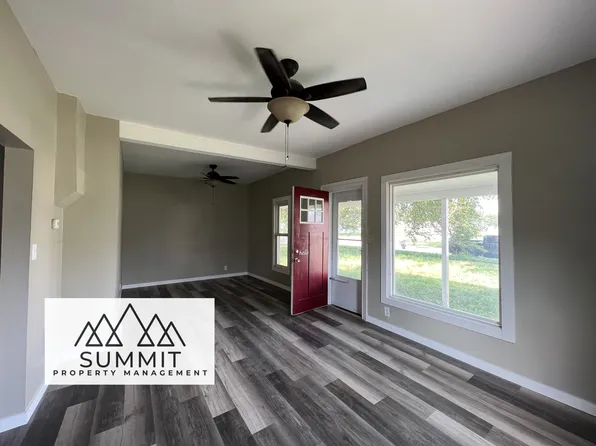 321 N 6th St, Pierce, NE 68767