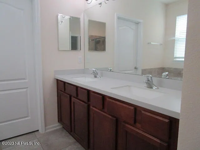 742 Northside Dr S — Photo 19