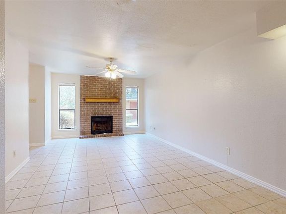 5th image of 1904 Dartmouth St #4-O