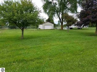 22700 Gratiot Rd, Merrill, MI 48637