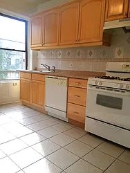 Rented by Rapid Realty Cobble Hill