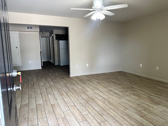 Entry into the den/living room