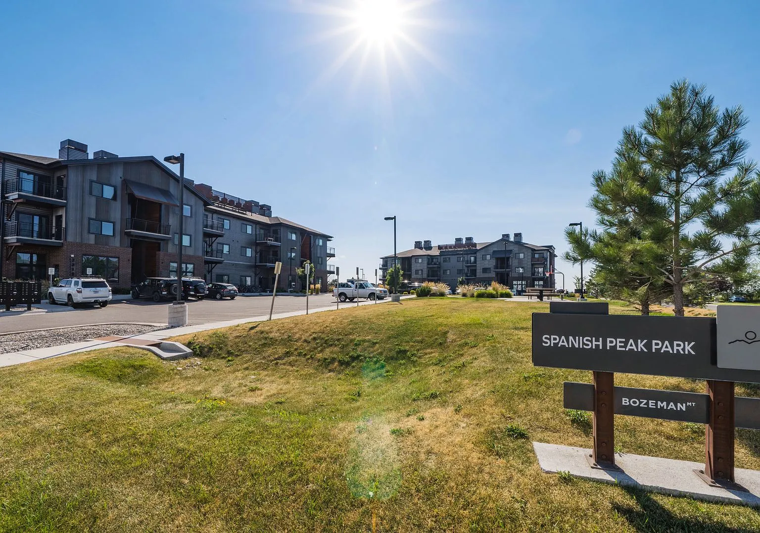Spanish Peak Apartments — Photo 1