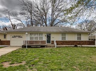 5116 Overton Ave, Kansas City, MO 64133