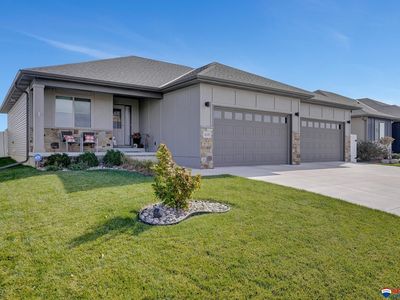 610 N 105th St, Lincoln, NE, 68527