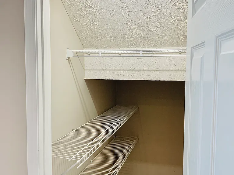 809 Steeplechase Way — Photo 7