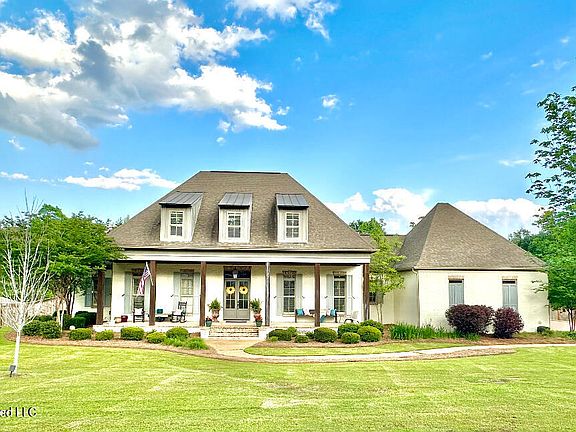 2nd image of 182 Bridlewood Dr