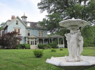 6209 Longdale Furnace Rd, Clifton Forge, VA 24422