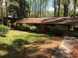 2824 Dodson Dr, East Pt, GA 30344