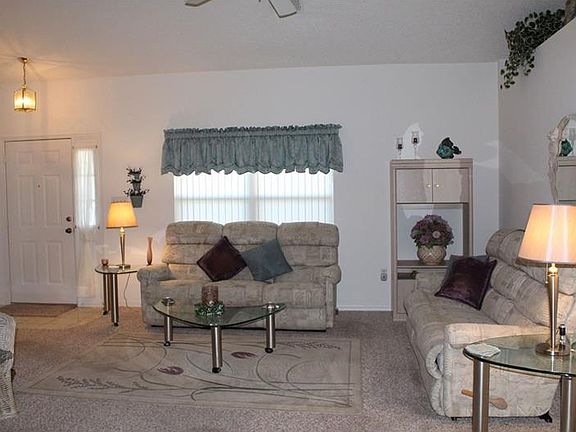 3rd image of 6148 Magpie Dr