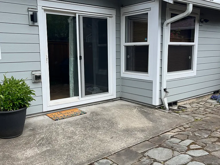 8418 SW Mohawk St — Photo 4
