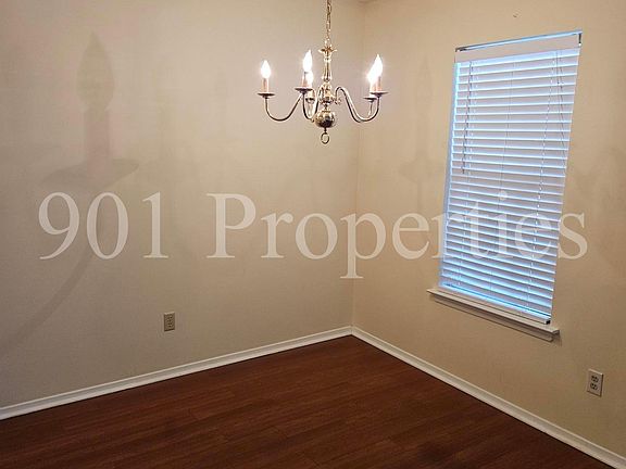 3rd image of 1630 Sorghum Mill Dr