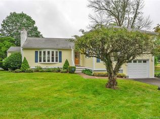 28 Coolidge Rd, West Hartford, CT 06117