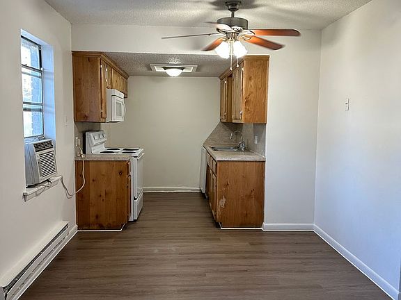 4th image of 2614 S 57th St APT 12