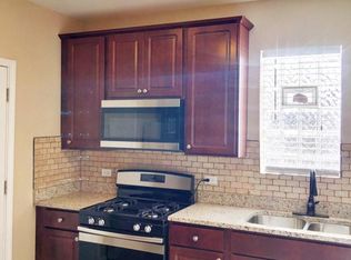 2217 E 84th St #2R, Chicago, IL 60617