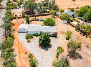 17631 Warwick Pl, Anderson, CA 96007