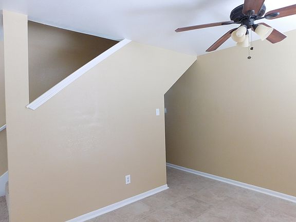 4th image of 4105 Shagbark Dr