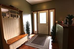 3rd image of 730 Crestrose Dr