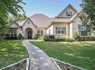 1990 Dueling Oaks Dr, Tyler, TX 75703