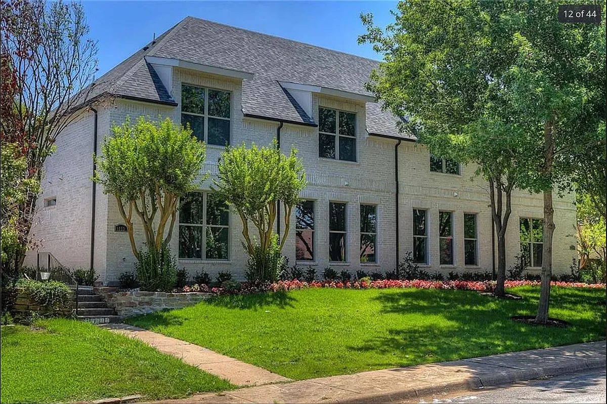 Building Photo - 10532 Barrywood Dr