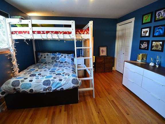 Upstairs bedroom