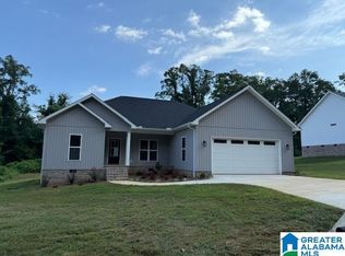 576 Adamson St, Piedmont, AL 36272