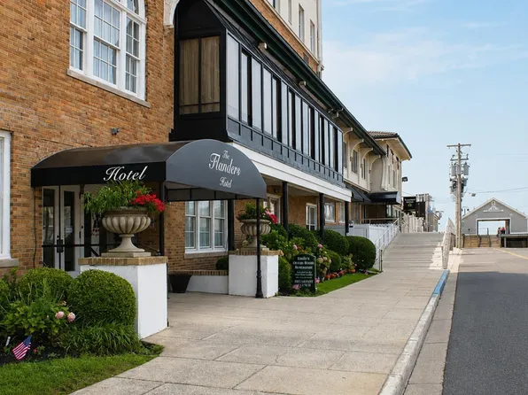 719 11th St #718, Ocean City, NJ 08226