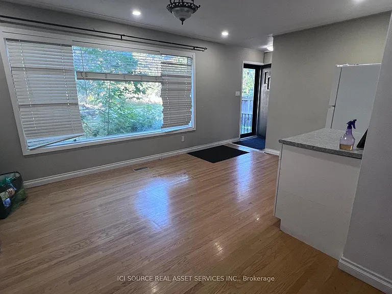 199 Dixie Cres — Photo 13