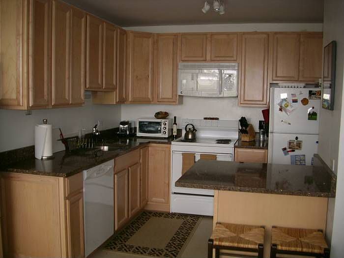 New Kitchen w/ Island
