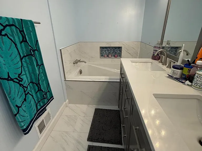 5832 Apsley House Ct — Photo 7